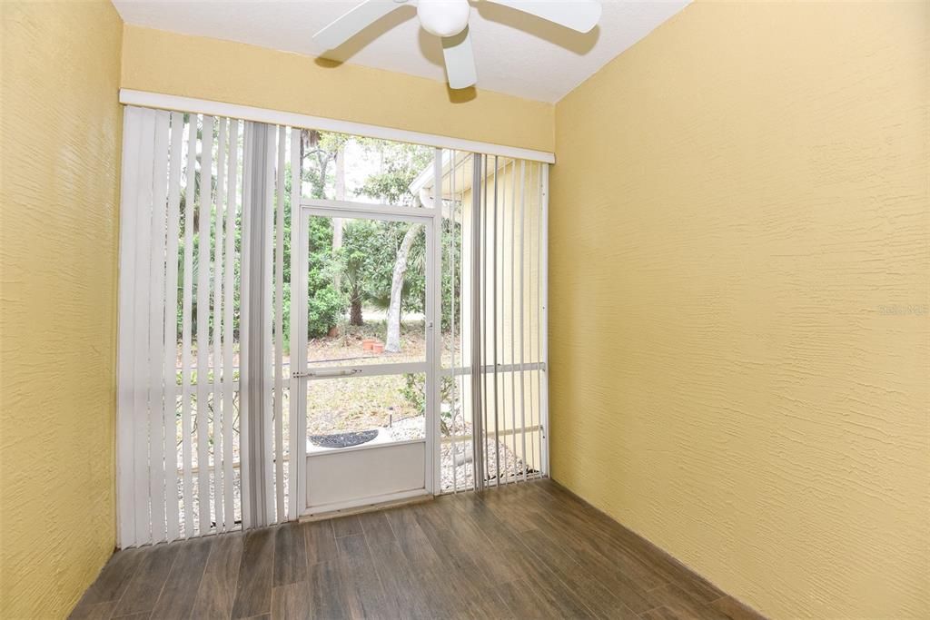 На продажу: $299,000 (3 спален, 2 ванн, 1598 Квадратных фут)