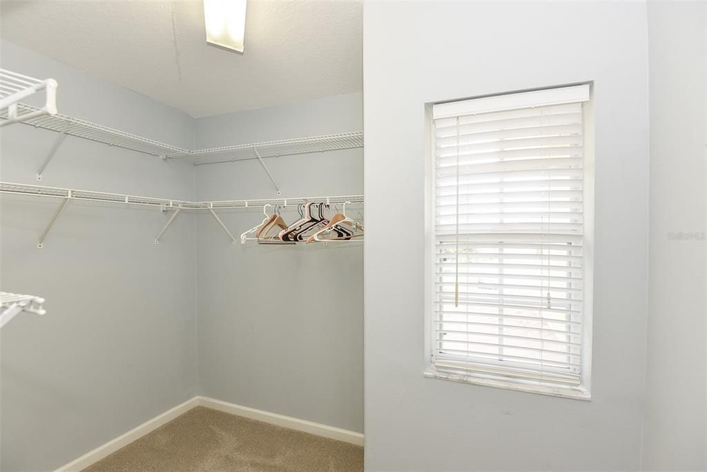 На продажу: $299,000 (3 спален, 2 ванн, 1598 Квадратных фут)