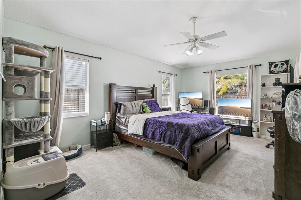 Active With Contract: $364,900 (4 beds, 2 baths, 1941 Square Feet)