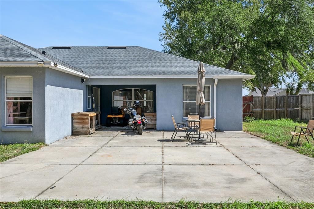 Active With Contract: $364,900 (4 beds, 2 baths, 1941 Square Feet)