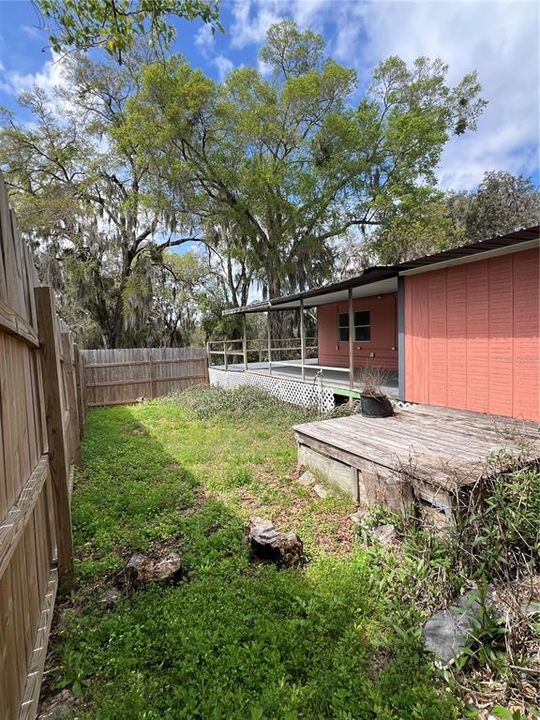 For Sale: $179,900 (3 beds, 2 baths, 960 Square Feet)