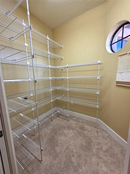 Active With Contract: $499,000 (3 beds, 3 baths, 2807 Square Feet)
