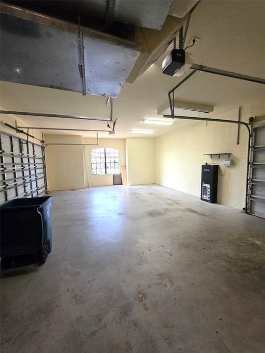 Active With Contract: $499,000 (3 beds, 3 baths, 2807 Square Feet)