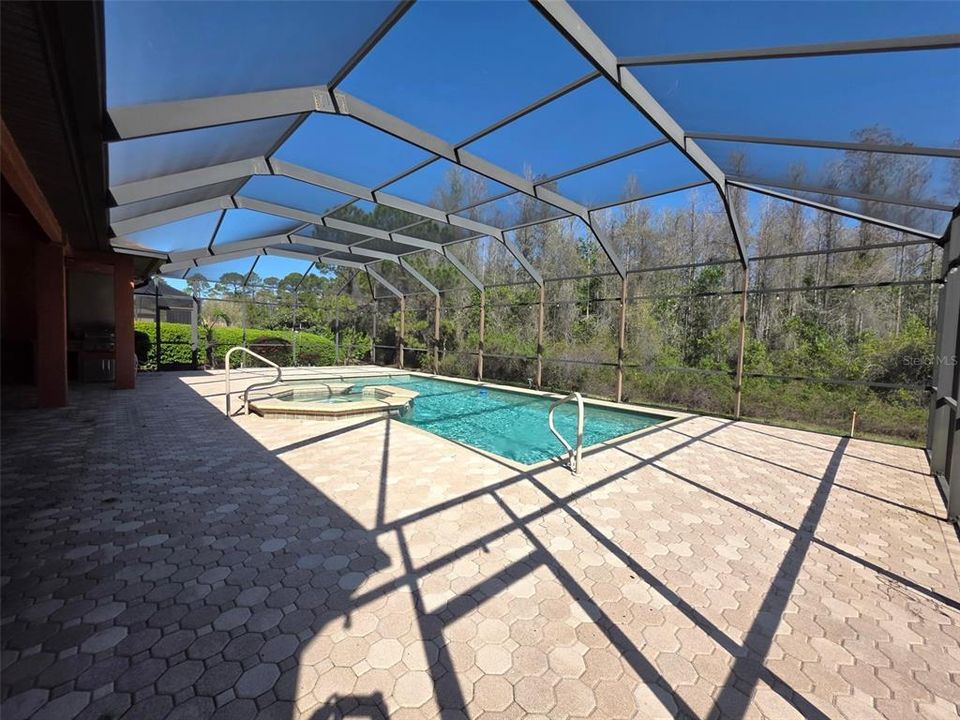 Active With Contract: $499,000 (3 beds, 3 baths, 2807 Square Feet)