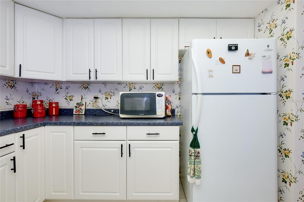 Под контрактом: $174,500 (2 спален, 2 ванн, 1121 Квадратных фут)