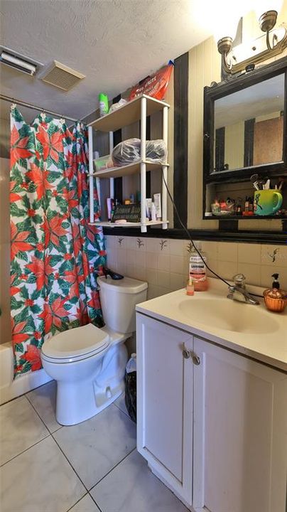 For Sale: $254,900 (4 beds, 1 baths, 1292 Square Feet)