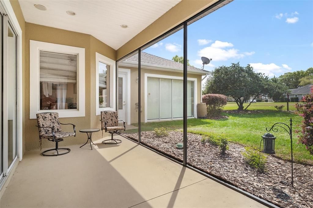 En Venta: $619,900 (3 camas, 3 baños, 3024 Pies cuadrados)