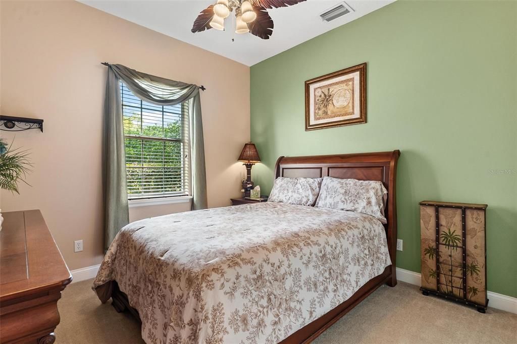En Venta: $619,900 (3 camas, 3 baños, 3024 Pies cuadrados)