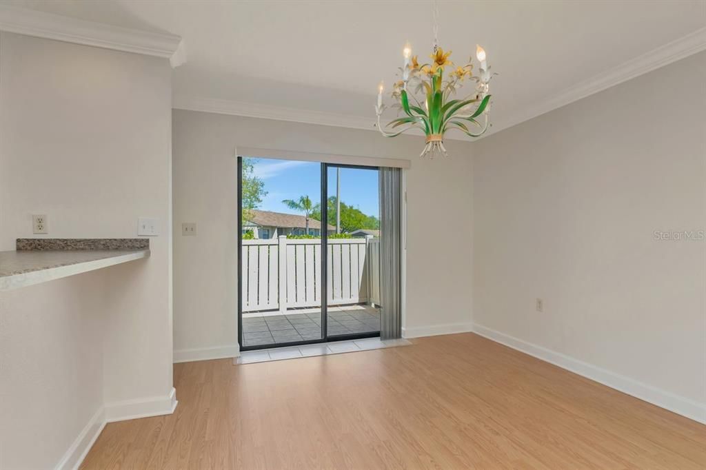 For Sale: $249,000 (2 beds, 2 baths, 1380 Square Feet)