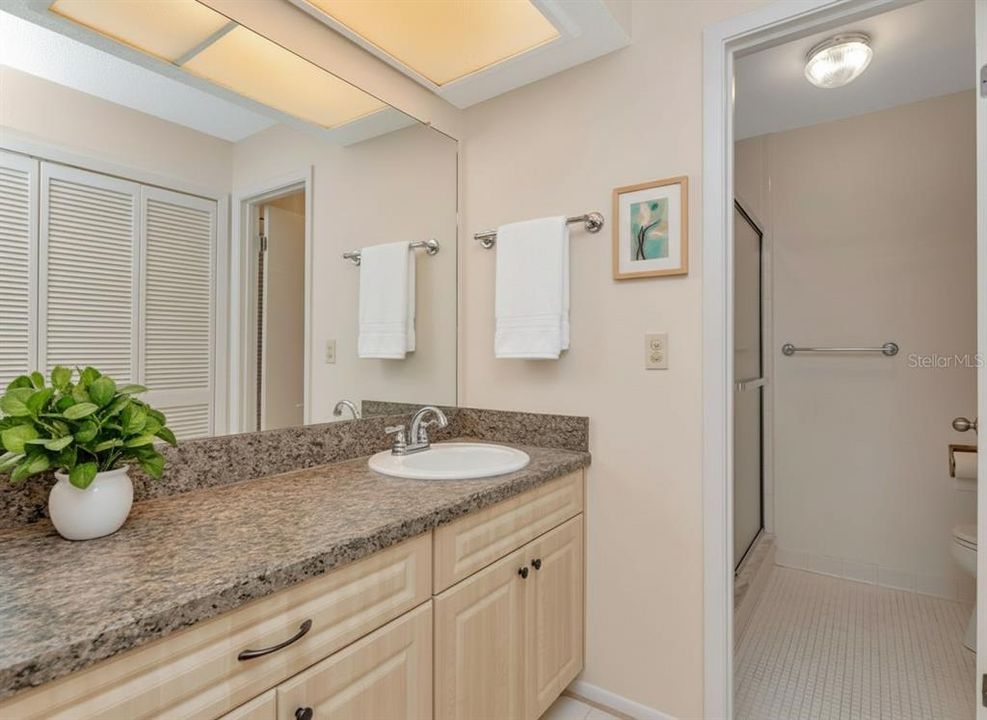 For Sale: $249,000 (2 beds, 2 baths, 1380 Square Feet)