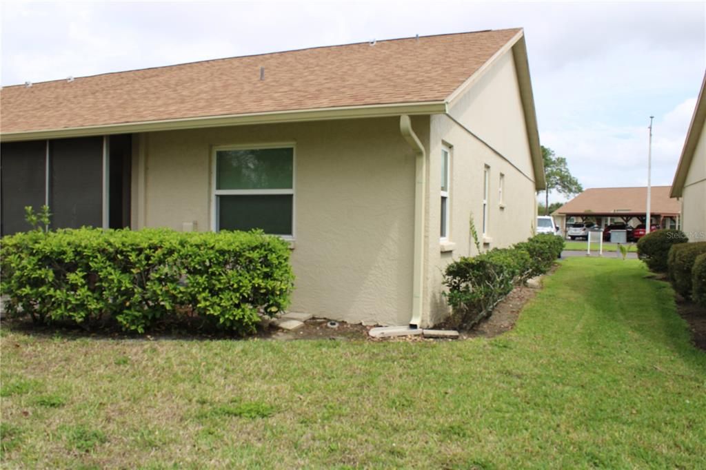 待售: $225,000 (2 贝兹, 2 浴室, 915 平方英尺)