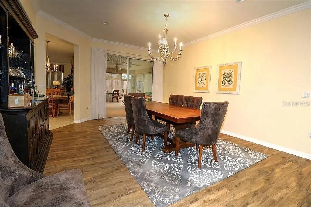 For Sale: $489,000 (3 beds, 2 baths, 2806 Square Feet)