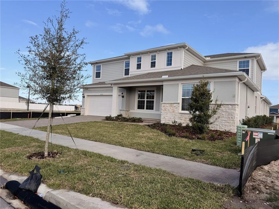 Recently Sold: $808,920 (5 beds, 3 baths, 3734 Square Feet)