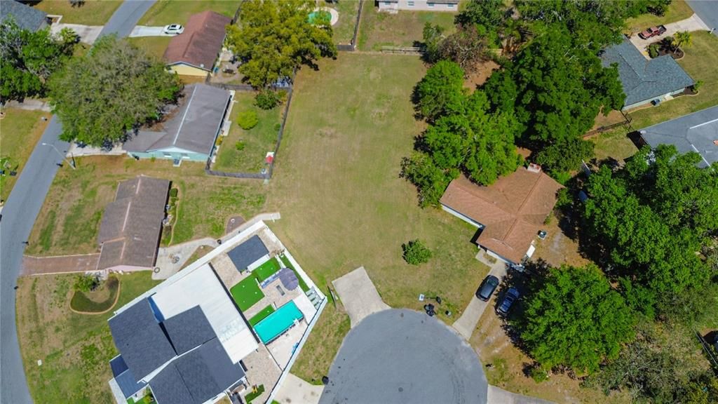 Activo con contrato: $125,000 (0.36 acres)