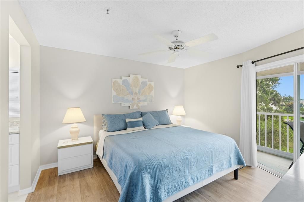 En Venta: $195,000 (2 camas, 2 baños, 1042 Pies cuadrados)