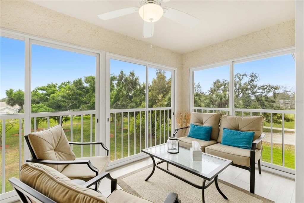 En Venta: $195,000 (2 camas, 2 baños, 1042 Pies cuadrados)