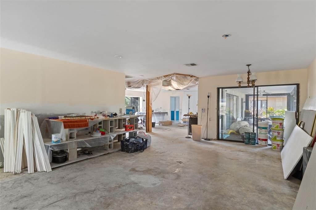 En Venta: $320,000 (3 camas, 2 baños, 2186 Pies cuadrados)