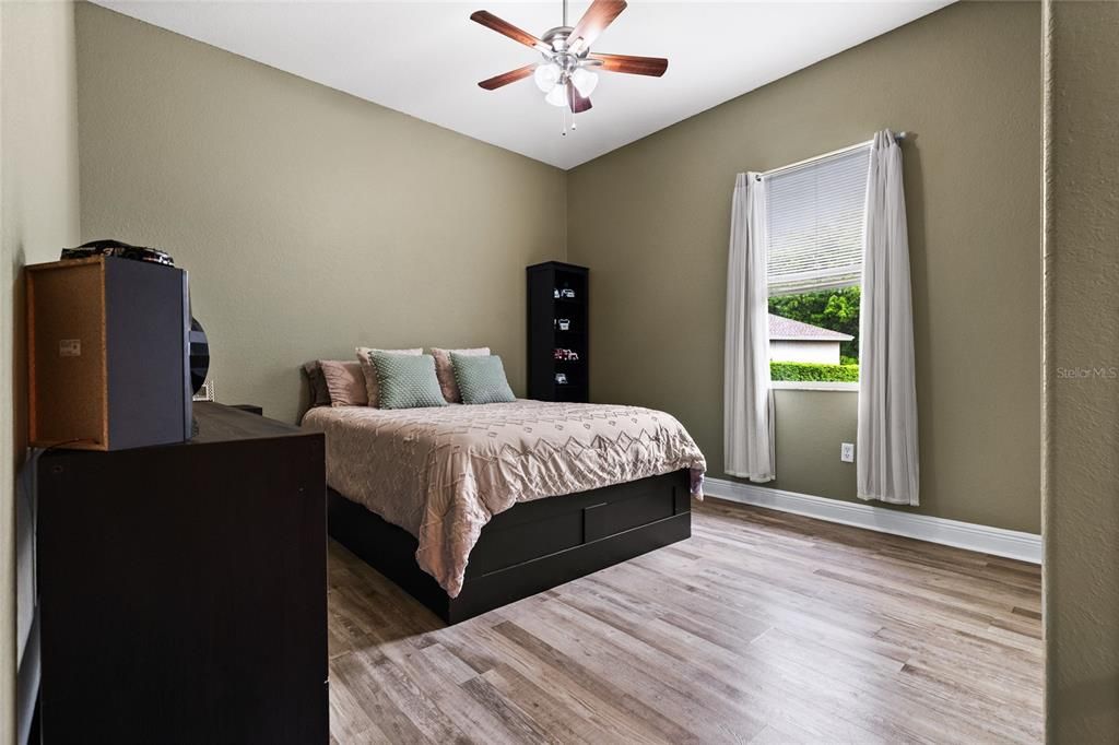 Active With Contract: $850,000 (4 beds, 3 baths, 3365 Square Feet)