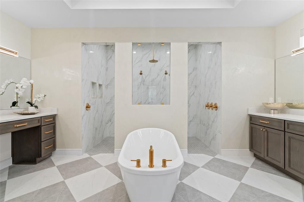 For Sale: $3,500,000 (5 beds, 6 baths, 6241 Square Feet)