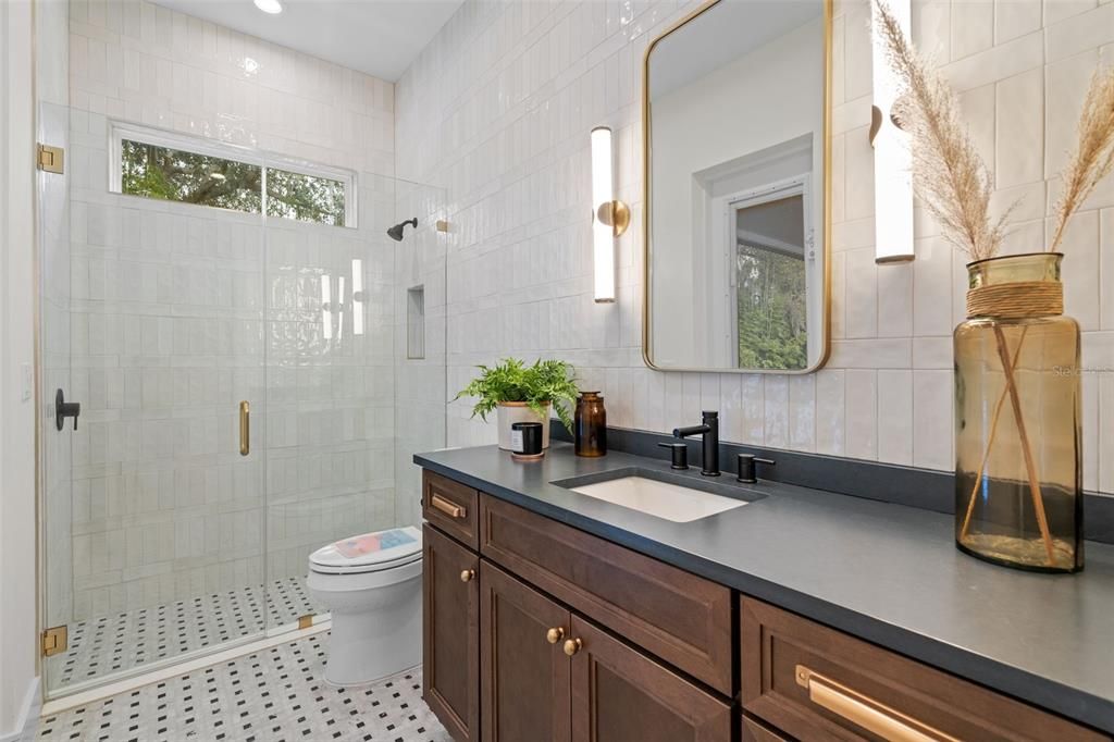 For Sale: $3,500,000 (5 beds, 6 baths, 6241 Square Feet)