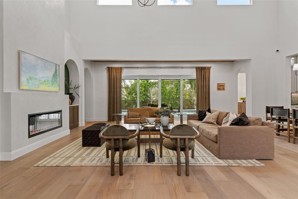 For Sale: $3,500,000 (5 beds, 6 baths, 6241 Square Feet)