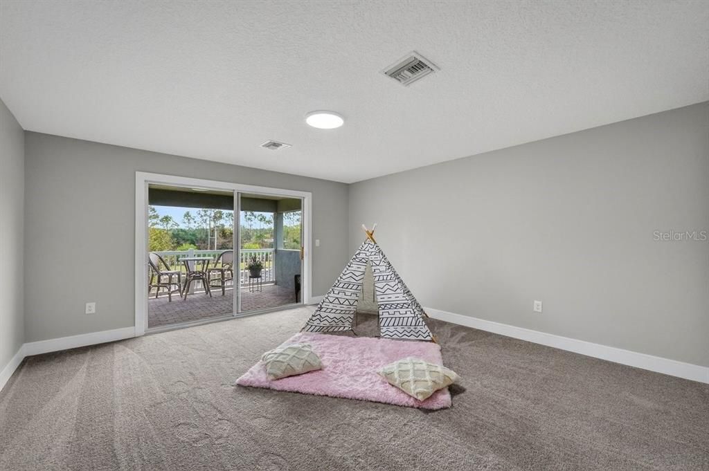 En Venta: $599,999 (5 camas, 3 baños, 3430 Pies cuadrados)