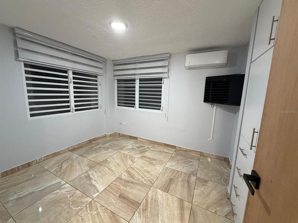 В аренду: $1,800 (2 спален, 1 ванн, 0 Квадратных фут)