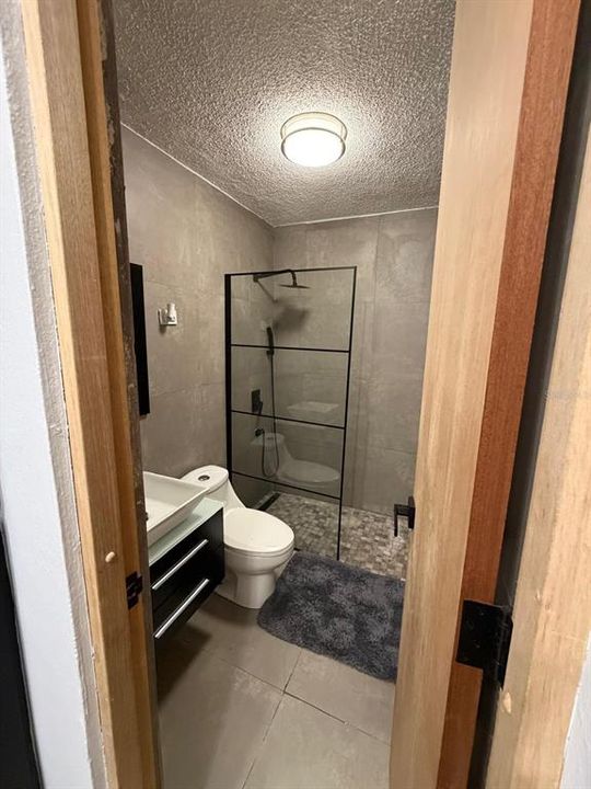 В аренду: $1,800 (2 спален, 1 ванн, 0 Квадратных фут)