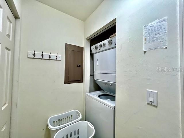 В аренду: $1,850 (2 спален, 2 ванн, 1141 Квадратных фут)