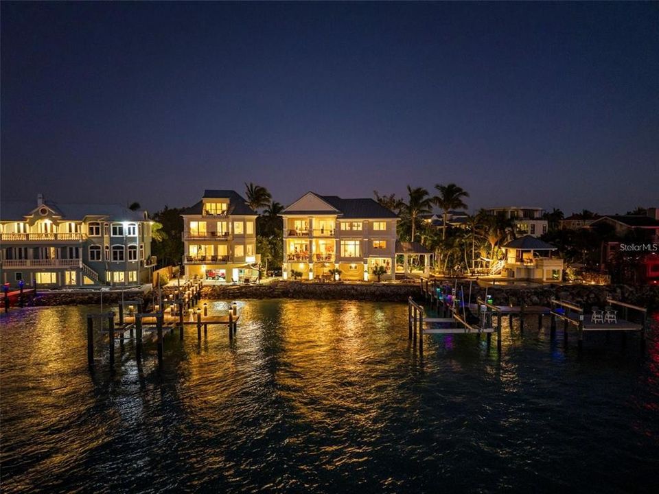 En Venta: $12,900,000 (5 camas, 6 baños, 5273 Pies cuadrados)