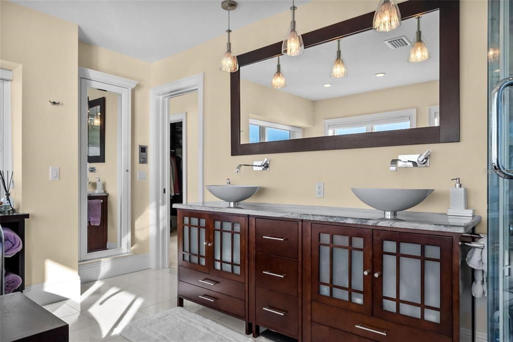 En Venta: $12,900,000 (5 camas, 6 baños, 5273 Pies cuadrados)