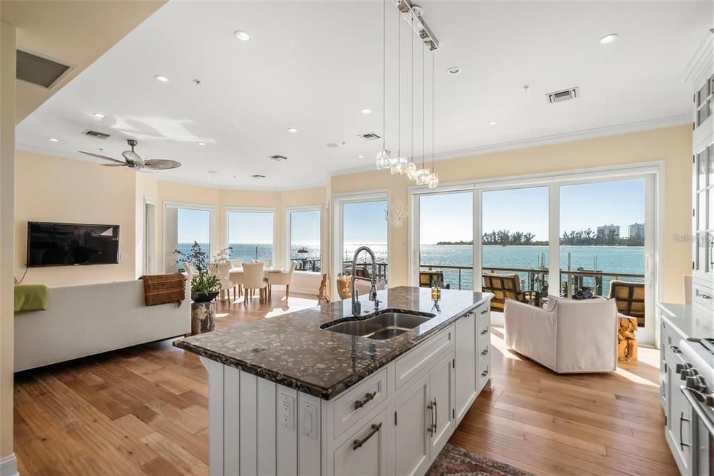 En Venta: $12,900,000 (5 camas, 6 baños, 5273 Pies cuadrados)