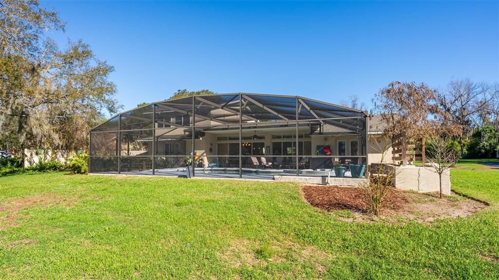 En Venta: $1,100,000 (4 camas, 4 baños, 2718 Pies cuadrados)