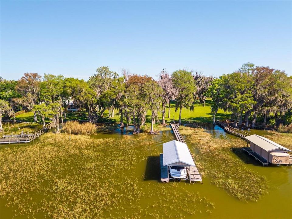 En Venta: $1,100,000 (4 camas, 4 baños, 2718 Pies cuadrados)
