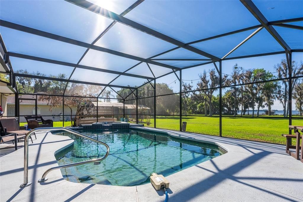 En Venta: $1,100,000 (4 camas, 4 baños, 2718 Pies cuadrados)