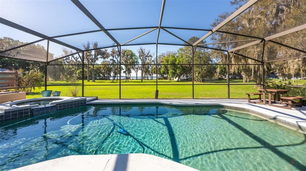 En Venta: $1,100,000 (4 camas, 4 baños, 2718 Pies cuadrados)