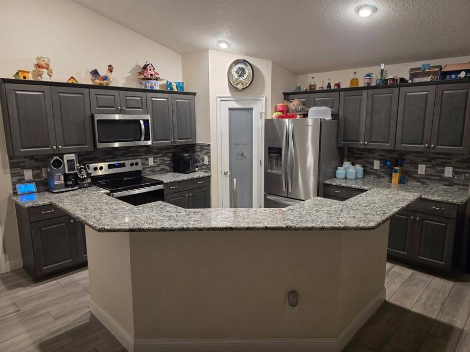 На продажу: $499,000 (4 спален, 3 ванн, 1857 Квадратных фут)
