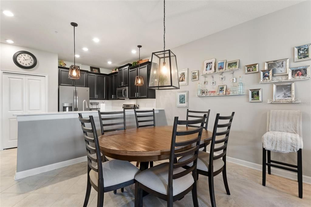 Active With Contract: $244,500 (2 beds, 2 baths, 1409 Square Feet)