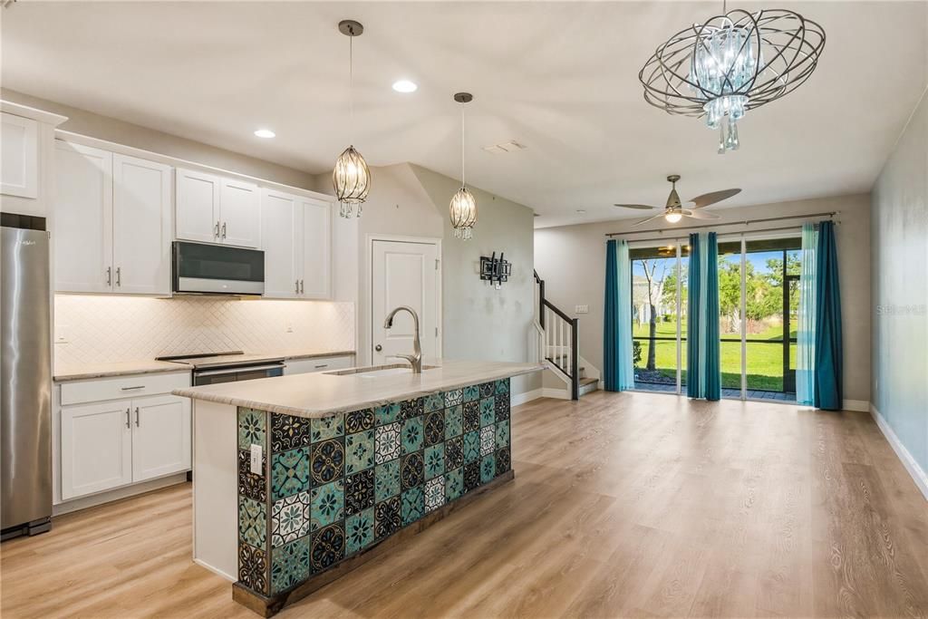 На продажу: $369,000 (3 спален, 2 ванн, 1667 Квадратных фут)