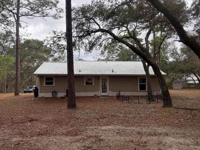For Sale: $239,900 (3 beds, 2 baths, 1035 Square Feet)