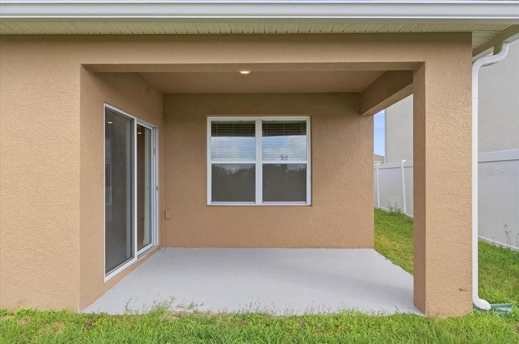 Active With Contract: $314,999 (3 beds, 2 baths, 1711 Square Feet)