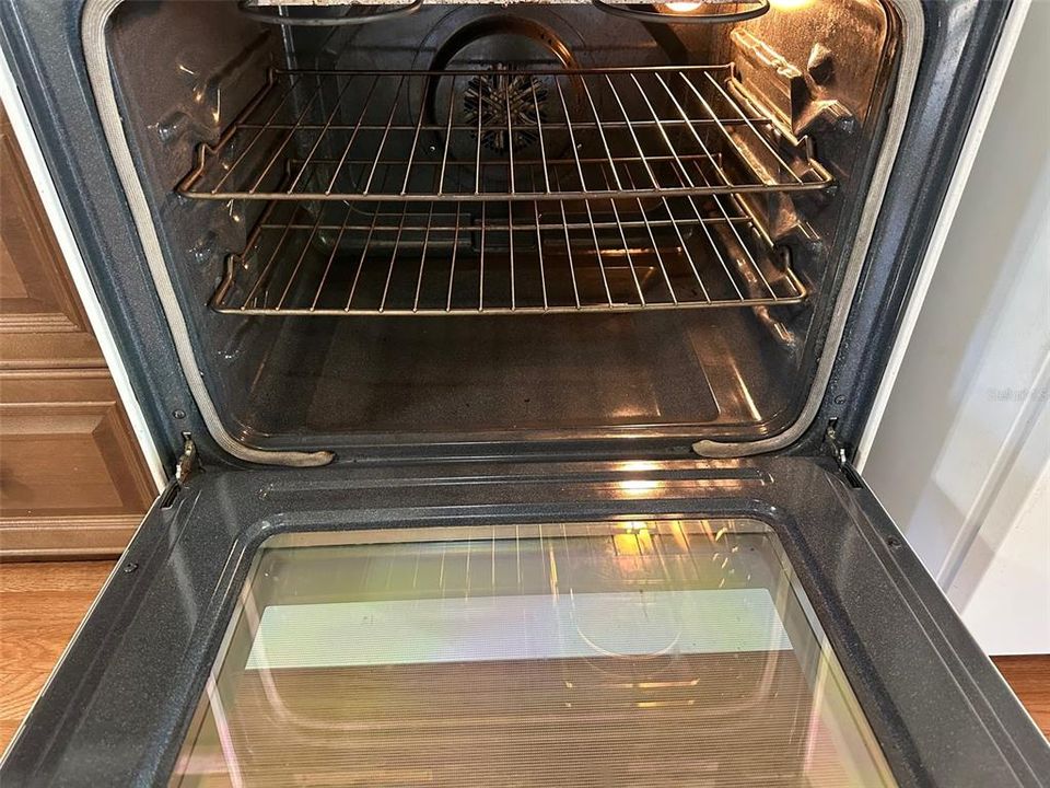 На продажу: $100,000 (2 спален, 1 ванн, 672 Квадратных фут)