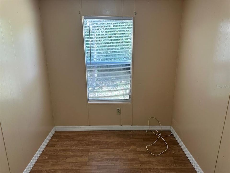 На продажу: $100,000 (2 спален, 1 ванн, 672 Квадратных фут)