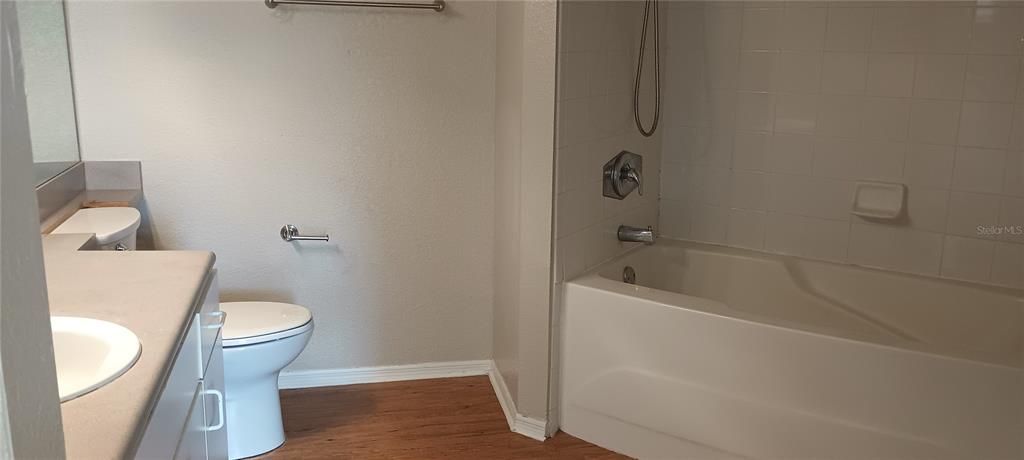 En Venta: $148,995 (1 camas, 1 baños, 951 Pies cuadrados)