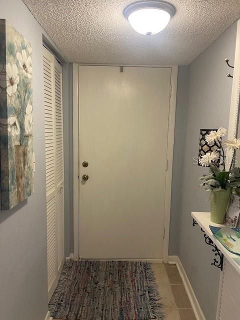 На продажу: $139,000 (2 спален, 1 ванн, 1027 Квадратных фут)