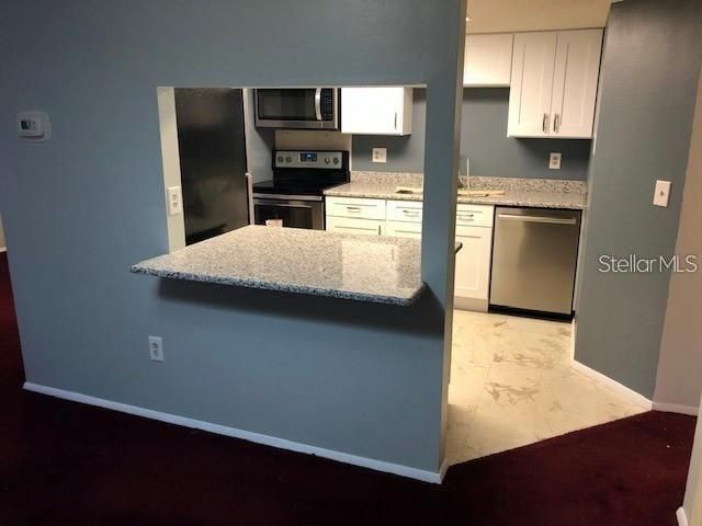 На продажу: $174,000 (2 спален, 2 ванн, 915 Квадратных фут)