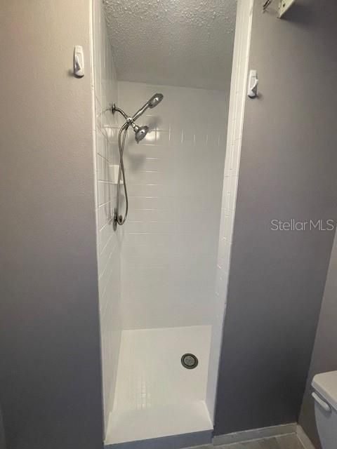 На продажу: $174,000 (2 спален, 2 ванн, 915 Квадратных фут)