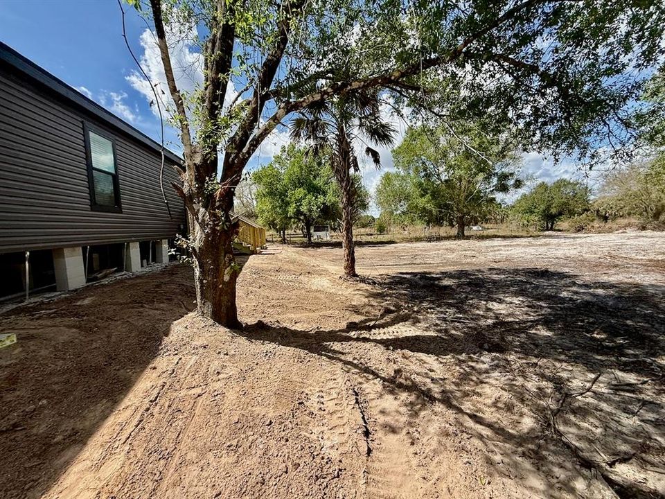 For Sale: $285,000 (3 beds, 2 baths, 1600 Square Feet)