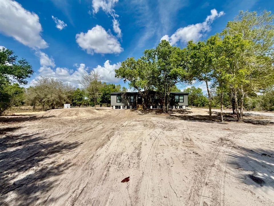 For Sale: $285,000 (3 beds, 2 baths, 1600 Square Feet)