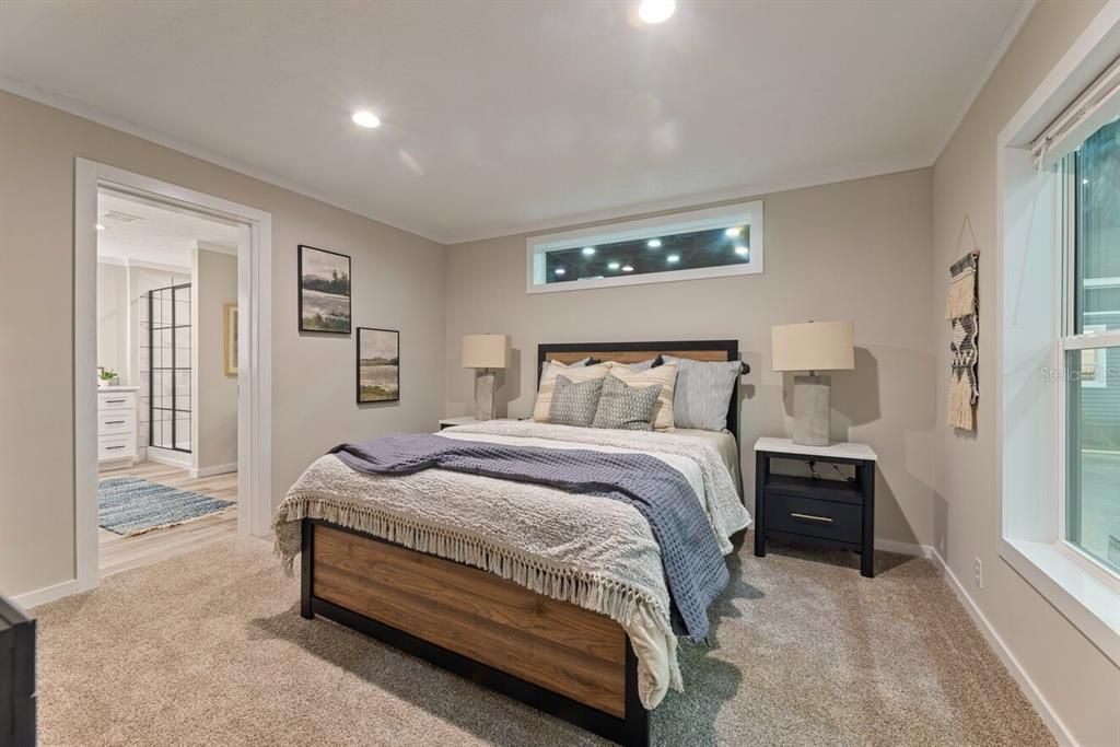 For Sale: $285,000 (3 beds, 2 baths, 1600 Square Feet)